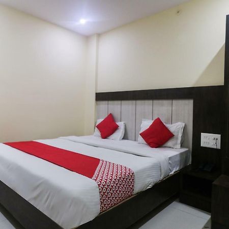 فاراناسي Oyo 48974 Hotel Shweta Residency المظهر الخارجي الصورة
