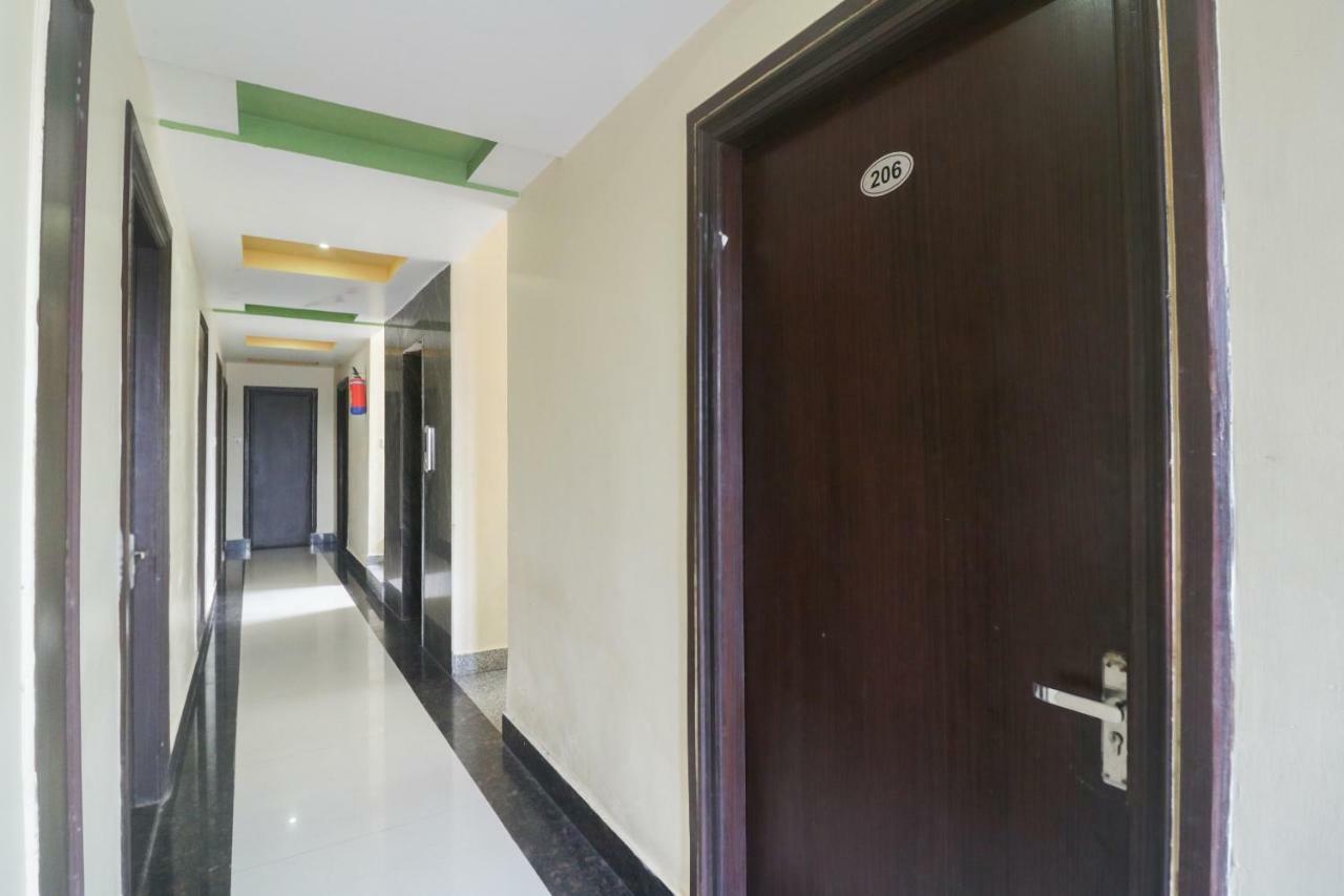 فاراناسي Oyo 48974 Hotel Shweta Residency المظهر الخارجي الصورة